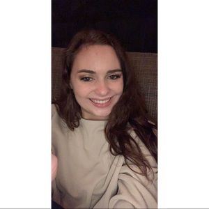 Meet your Posher, Ashlyn